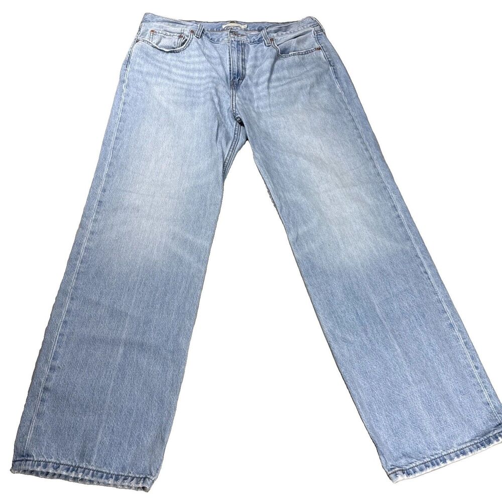 Levis Womens Low Pro Straight 32x31 Light Wash Denim Jeans